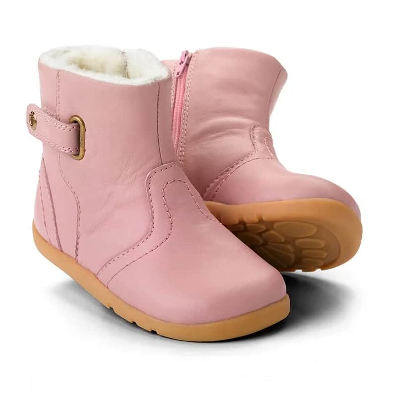 Jak dobrać buty zimowe dla dziecka? Poradnik rozmiarów